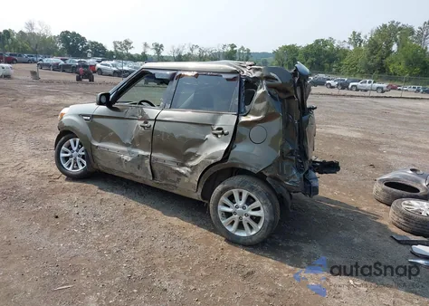 2013 Kia Soul z USA, uszkodzony, nr VIN KNDJT2A59D7557231